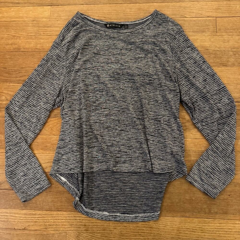 Athleta gray long sleeve crewneck cut out high low T-shirt shirt top size L
b57